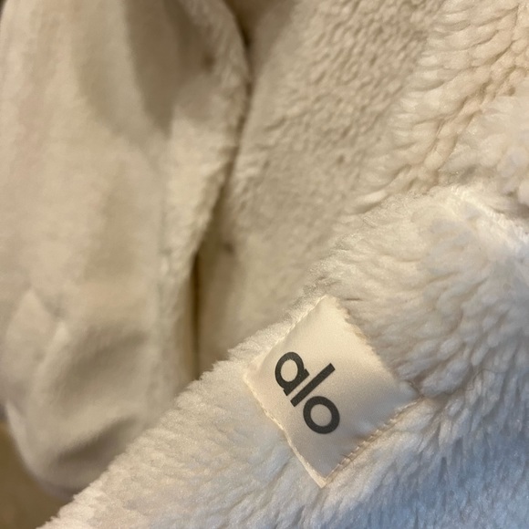 Alo Sherpa Varsity Jacket - Ivory size Small - Picture 5 of 7